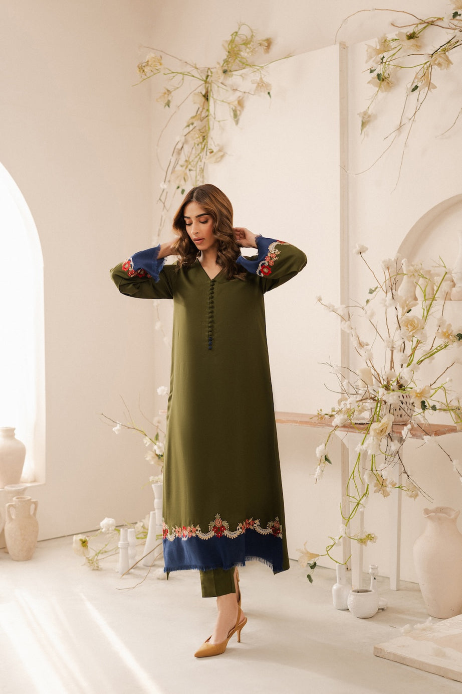 Lawn-3PC Embroidered Shirt with Plain Dyed Chiffon Dupatta-5083