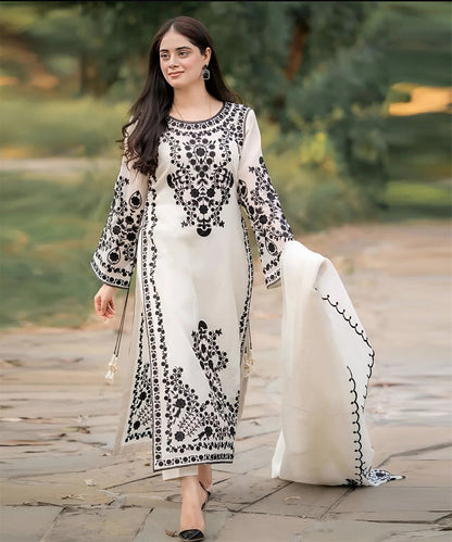 Lawn 3PC Embroidered With Chiffon Embroidered Dupatta-5019