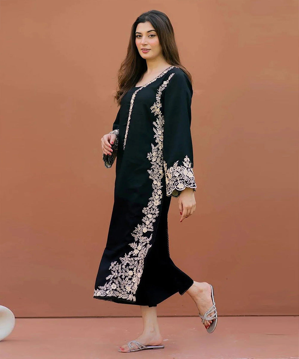 Lawn 2PC Embroidered-5025
