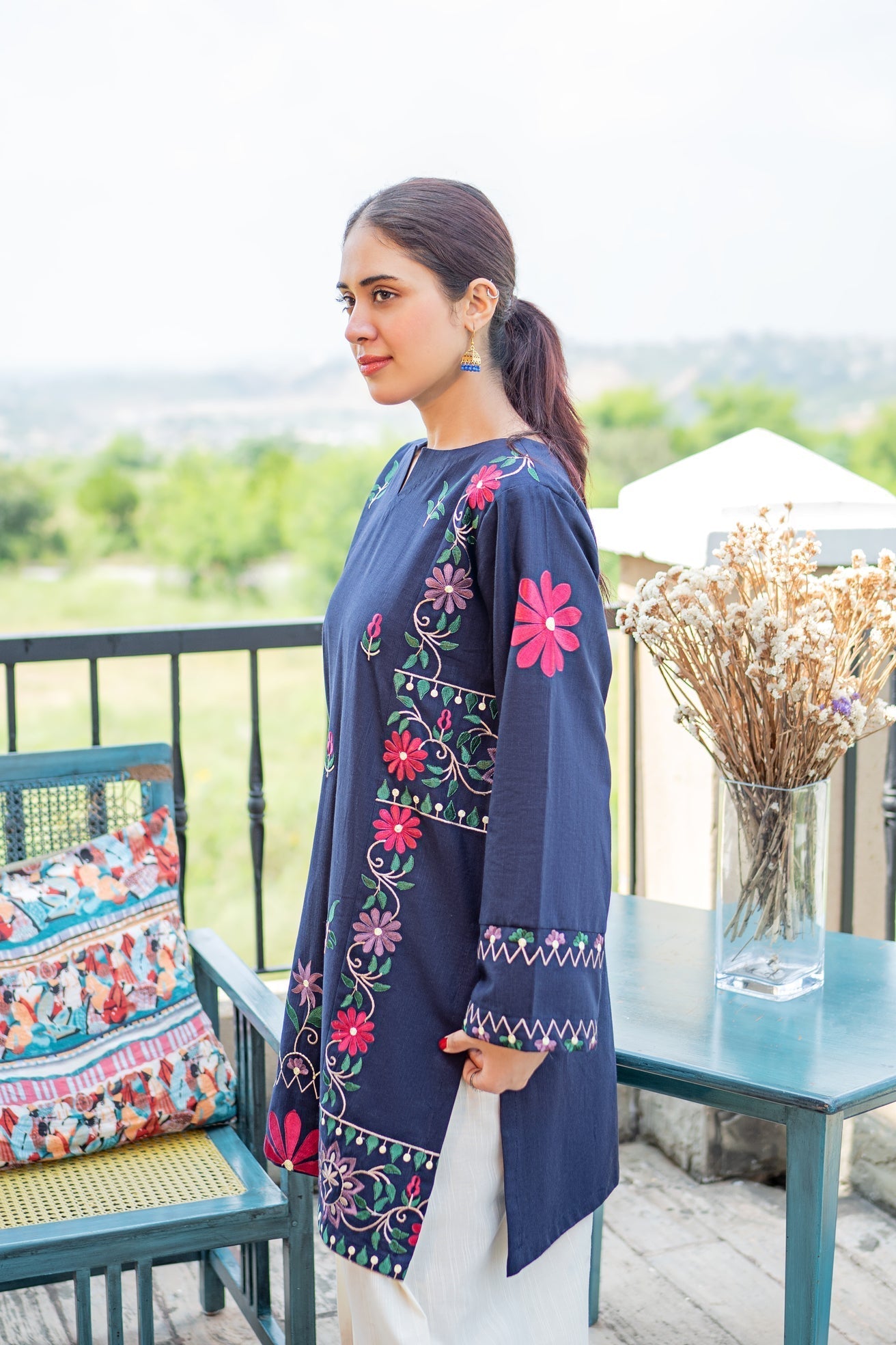 Lawn-2pc Embroidered-5081